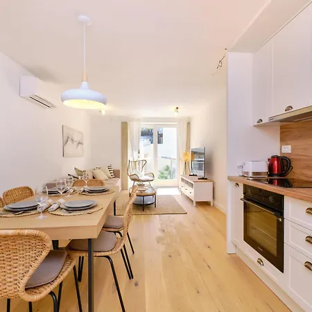 Charming Island Alba - Happy Apartment Mali Losinj