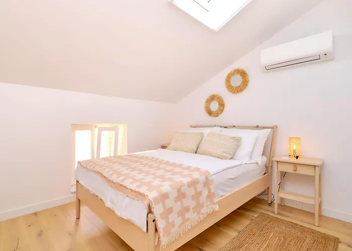 Charming Island Alba - Happy Apartamento *