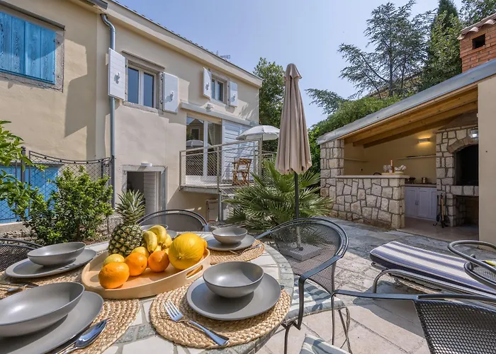 Charming Island Alba - Happy Apartamento